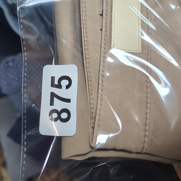 Celebrity Pink Jeans size 7 slim in tan stretchy - Picture 12 of 12